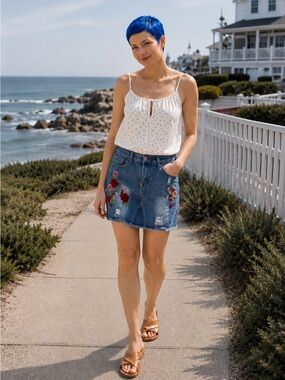 VIP Jeans Embroidered Floral Denim Mini Skirt M